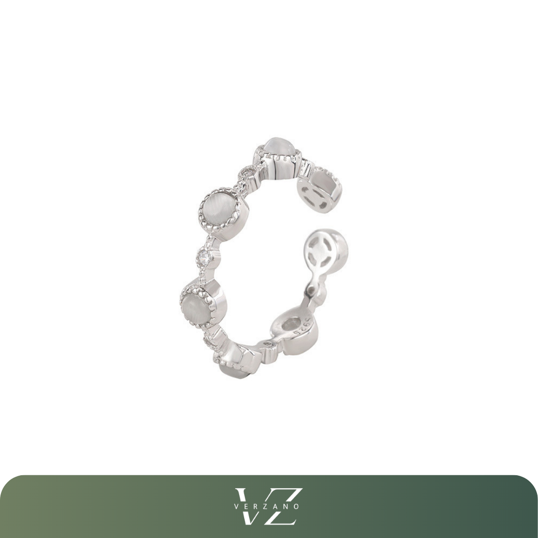 Anel de prata esterlina 925 com cristal zirconia, design geométrico e clássico – joia luxuosa para noivado e casamento da Verzano