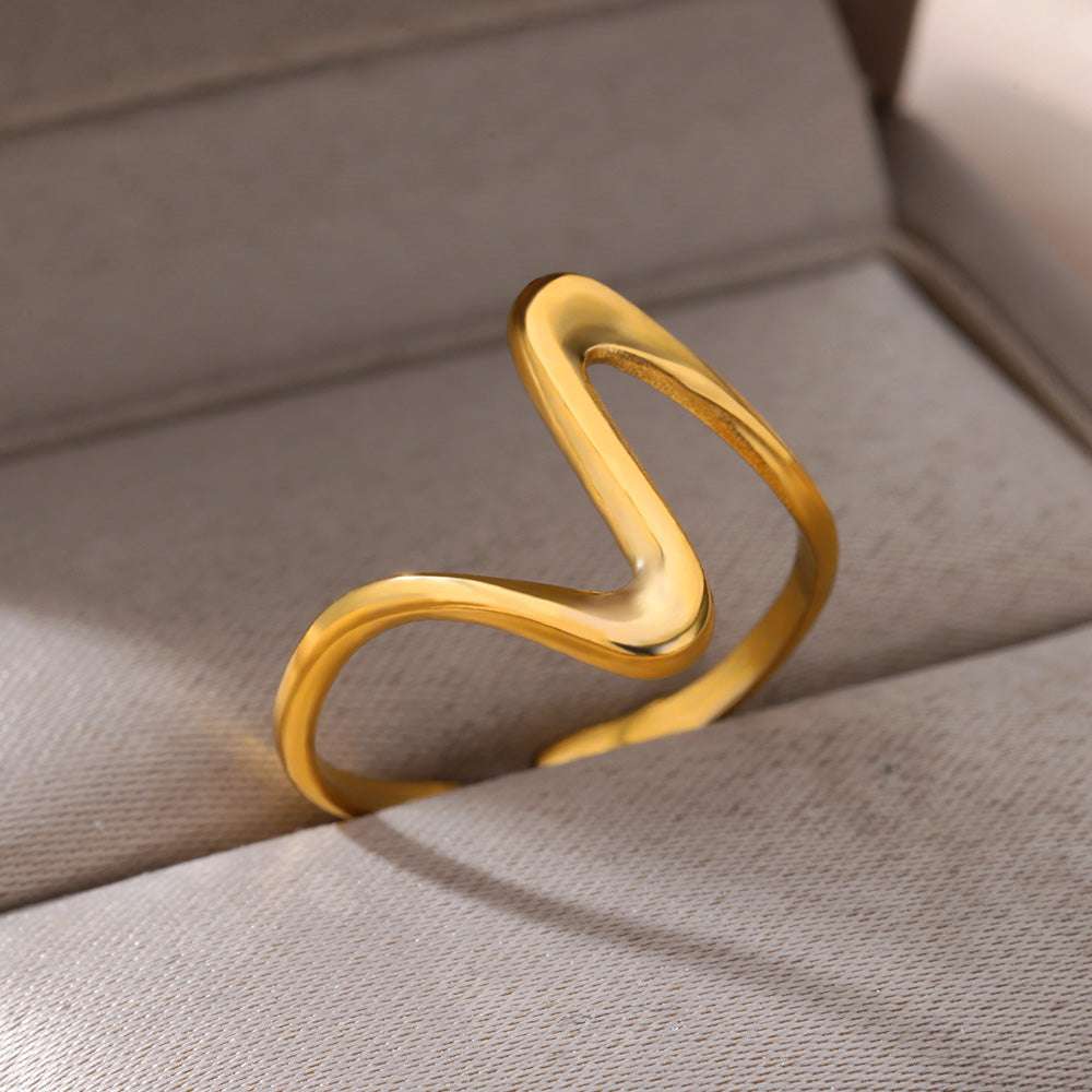 Anel dourado com design de onda geométrica, minimalista, ajustável, aço inoxidável, Verzano®.