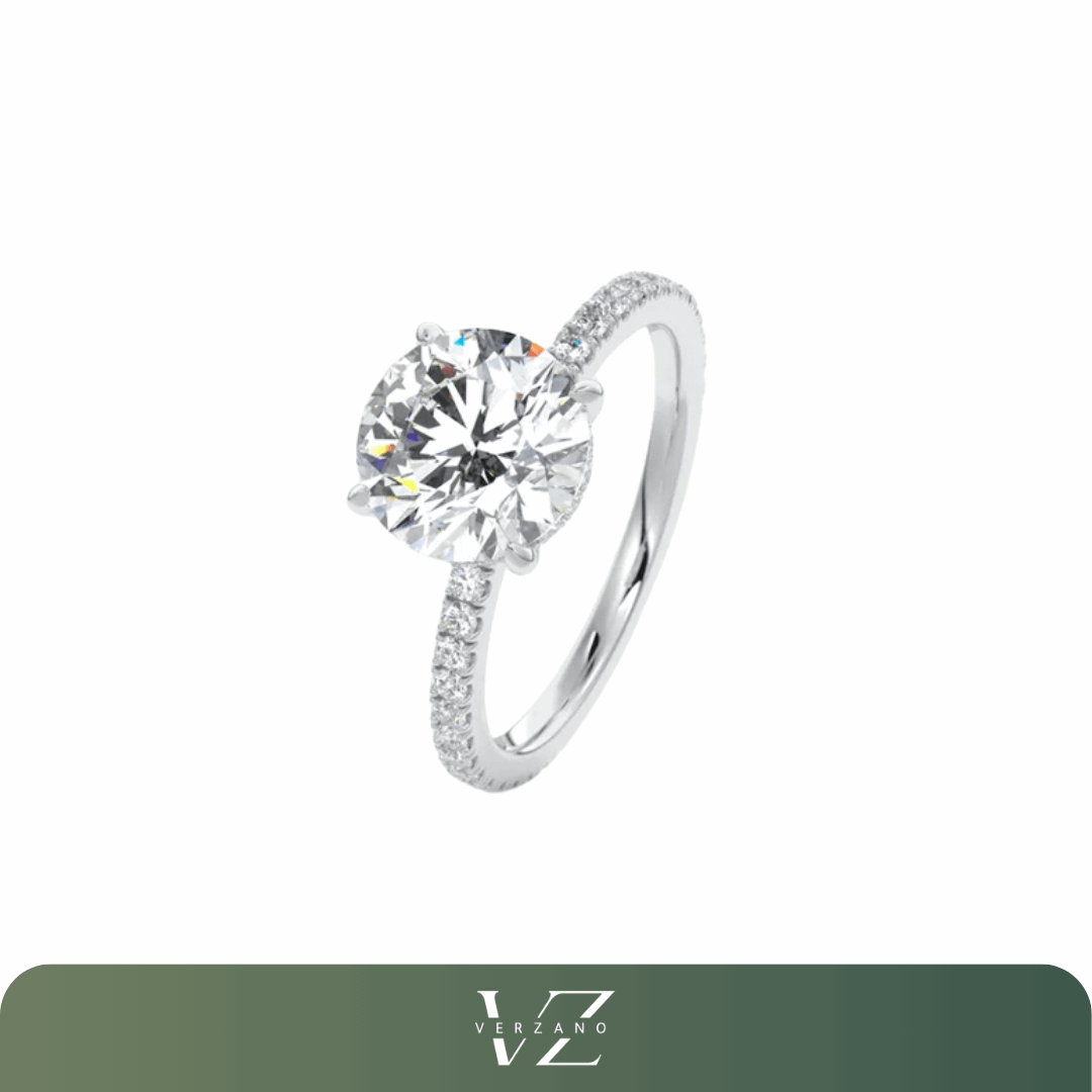 Anel de noivado feminino em prata esterlina 925 com Moissanite 2CT, detalhes em zircônia e certificado de autenticidade – Verzano®.