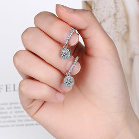 Argolas Radiance Verzano®, Moissanite 2CT, Prata Esterlina 925, brilho intenso, joia elegante e sofisticada para todas as ocasiões.