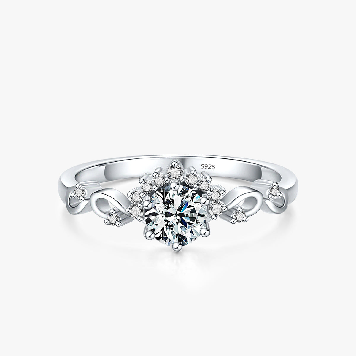 Anel de Noivado Éclat Royale Verzano em prata esterlina 925 com zircônia central redonda e pedras laterais em design inspirado em coroa.