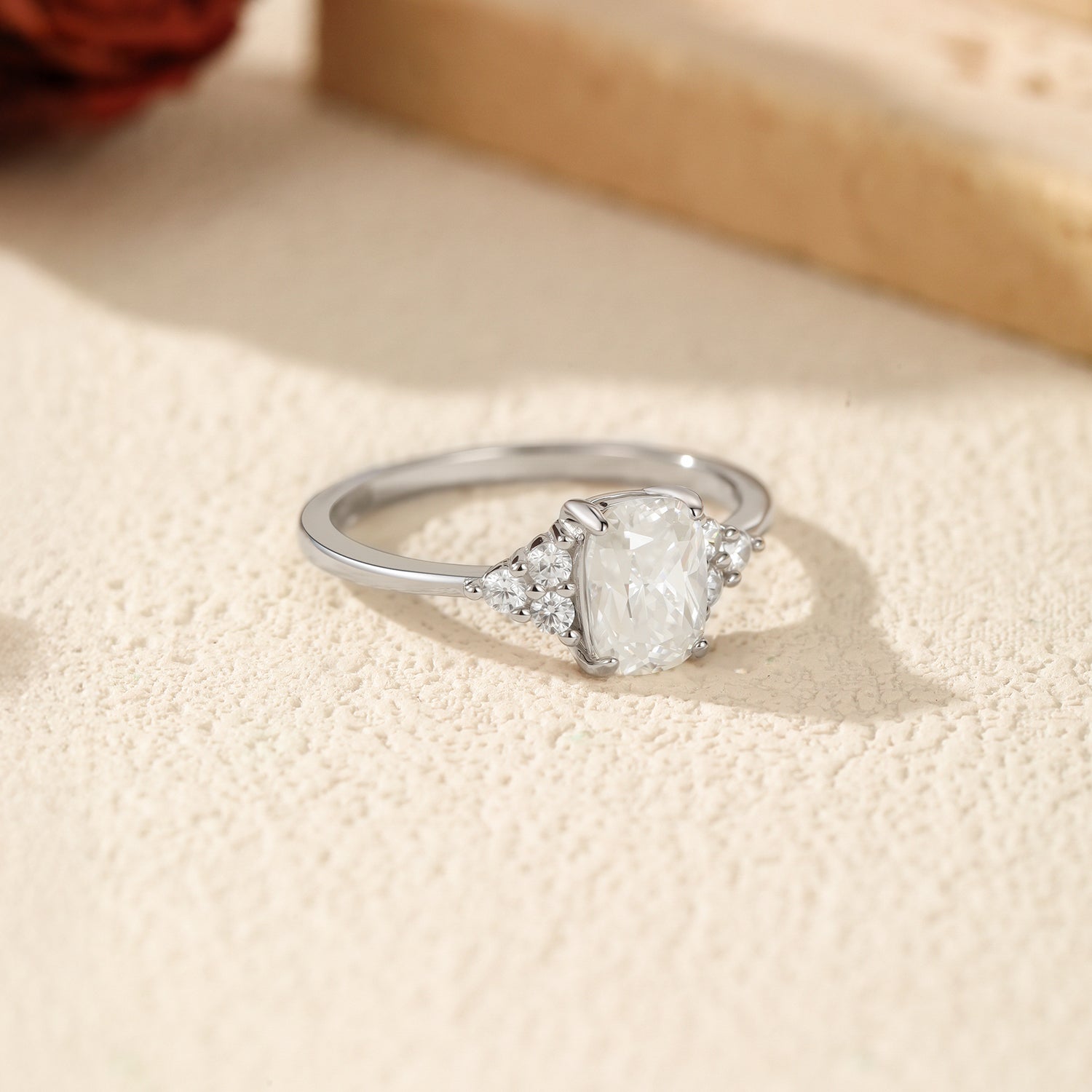 Detalhe do Anel Solitário Héritage Moissanite Verzano