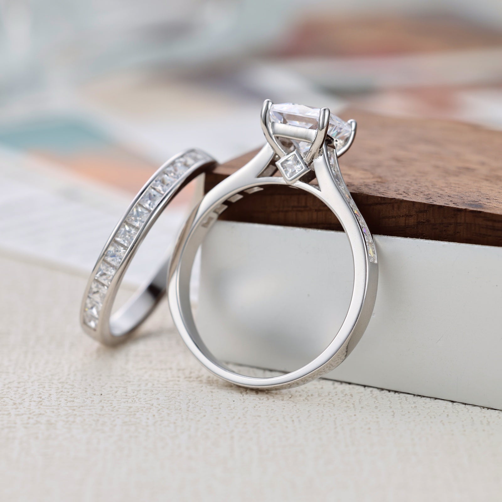 Detalhe das Alianças Duo Royale Moissanite Verzano
