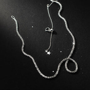Colar Aurora de Prata Esterlina 925 Verzano®, design minimalista com corrente de elos delicados, acessório sofisticado para mulheres