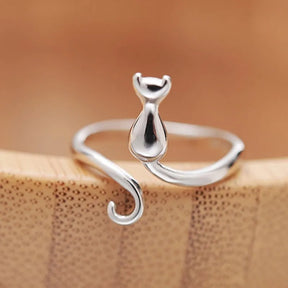 Anel de prata esterlina 925 com design de gato, elegante e luxuoso, perfeito para festas e noivado.
