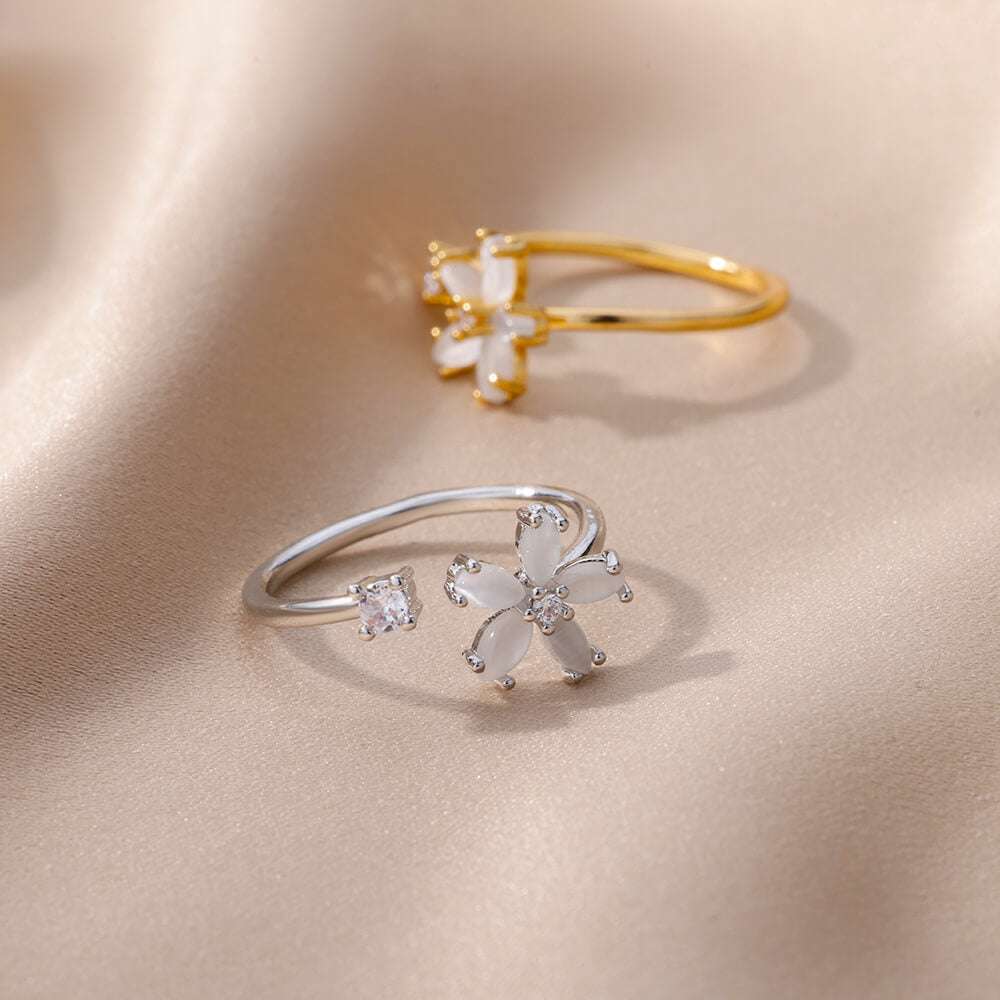 Anel floral ajustável em aço inoxidável dourado com detalhes em zircônia – Verzano®.