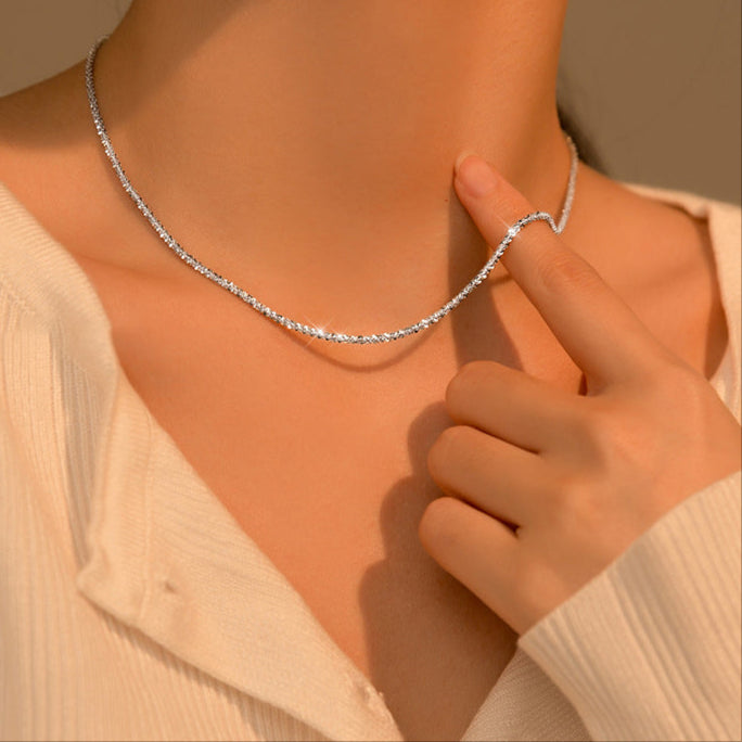 Colar Aurora de Prata Esterlina 925 Verzano®, design minimalista com corrente de elos delicados, acessório sofisticado para mulheres