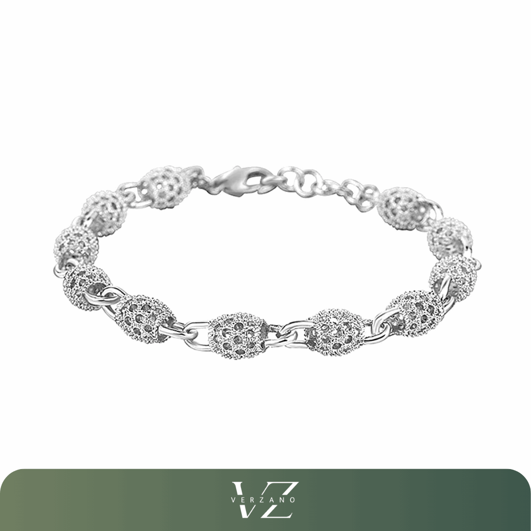 Pulseira Floral Charme em Prata Esterlina 925 Verzano® – Design romântico e delicado com contas florais e bola oca, ajustável e ideal para mulheres em festas e casamentos.