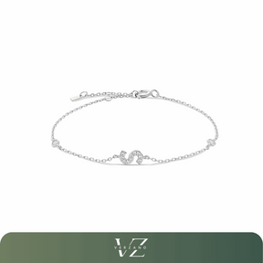 Pulseira de Monograma 925 Verzano® com inicial personalizada, zircônia e acabamento em prata esterlina, para casamento ou presente especial.