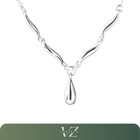 Colar Verzano® Essence em prata 925 com pingente minimalista em formato de gota, elegante e sofisticado