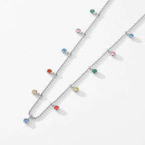 Colar Arco-Íris Verzano® em Prata Esterlina 925 com Pingente Redondo de Zircônias Coloridas, joia sofisticada e vibrante para festas e eventos.