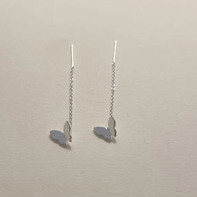 Brincos Borboleta Verzano®, Prata Esterlina 925, borla longa, joia sofisticada e leve, ideal para eventos especiais e festas.