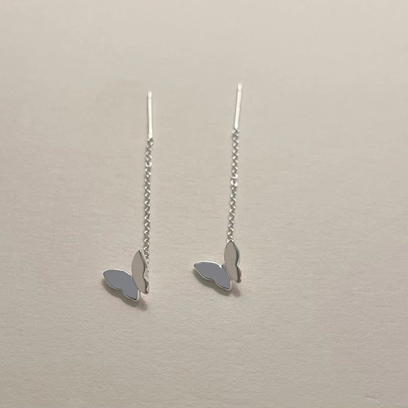 Brincos Borboleta Verzano®, Prata Esterlina 925, borla longa, joia sofisticada e leve, ideal para eventos especiais e festas.